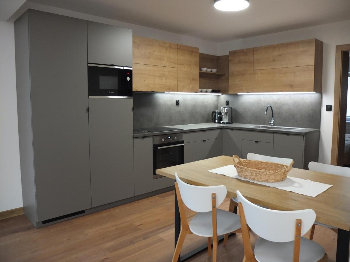 Апартаменты Apartman Maco Нова-Лесна Экстерьер фото